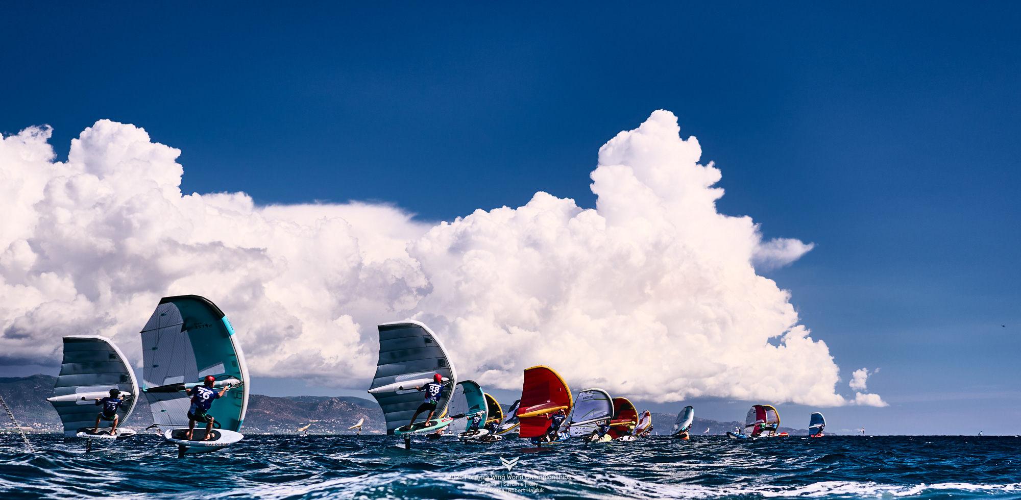  © IWSA media/Robert Hajduk: Dramatic clouds play their part in a chaotic but exciting day